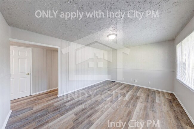 Building Photo - 3916 W 30th St