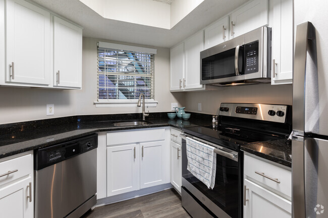 2BR, 2BA - 1,010 SF - Avana Bellemeade