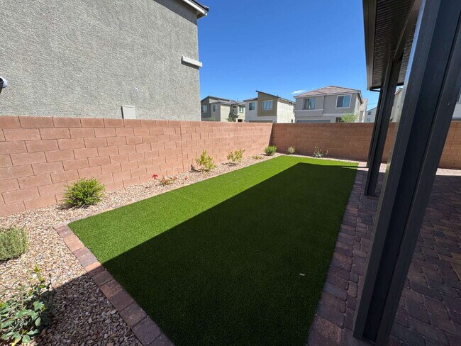 Building Photo - Beautiful, brand-new single-family home!