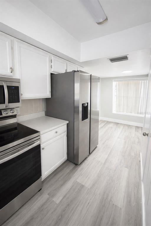 Foto del edificio - 8273 Cascade Oaks Dr