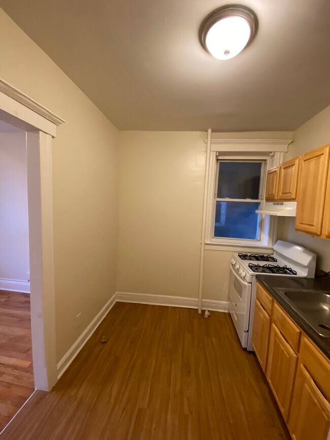 311 6th St Unit 5A, Union City, NJ 07087 Condo for Rent in Union City