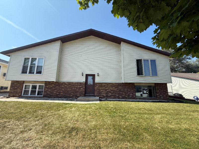 Primary Photo - 1542 N 35th St