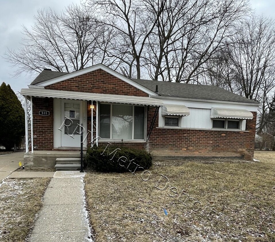 Primary Photo - Updated Ranch in Inkster