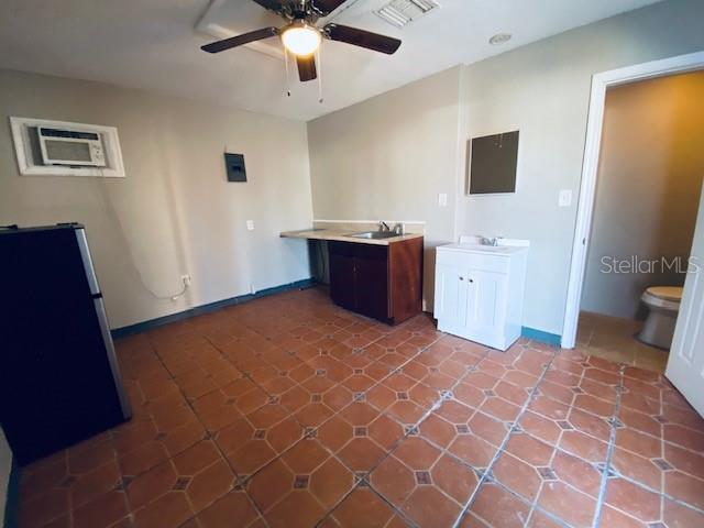 Foto del edificio - 9718 N Nebraska Ave