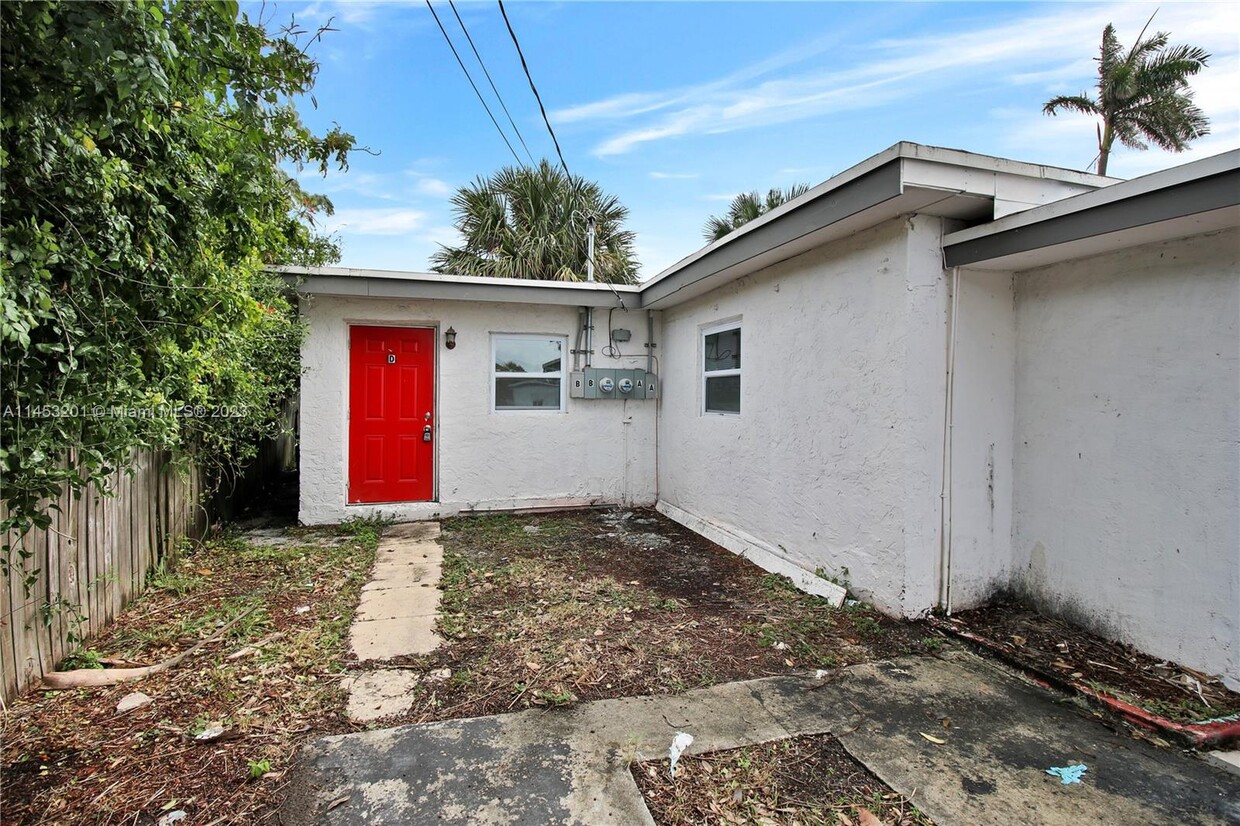 Foto principal - 1160 W 26th Ct