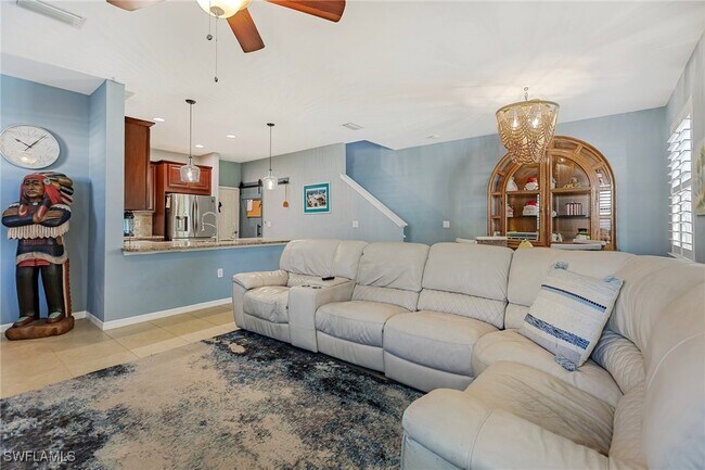 Building Photo - 10803 Alvara Way