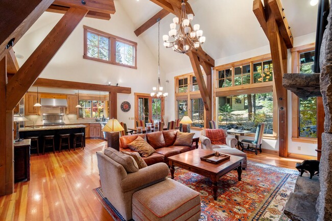 Foto del edificio - Luxury Lahontan Rental – Serene Forest Set...