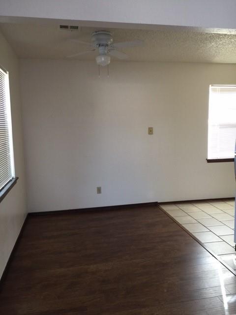 Building Photo - 320 Falcon Ct