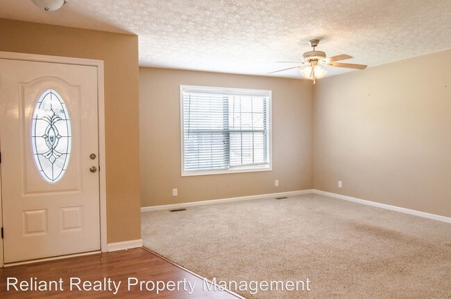 Building Photo - 2460 Andersonville Dr