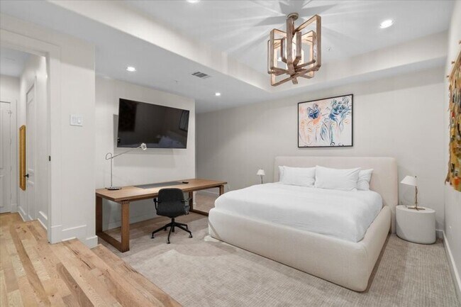 Foto del edificio - 1529 Barton Springs Rd