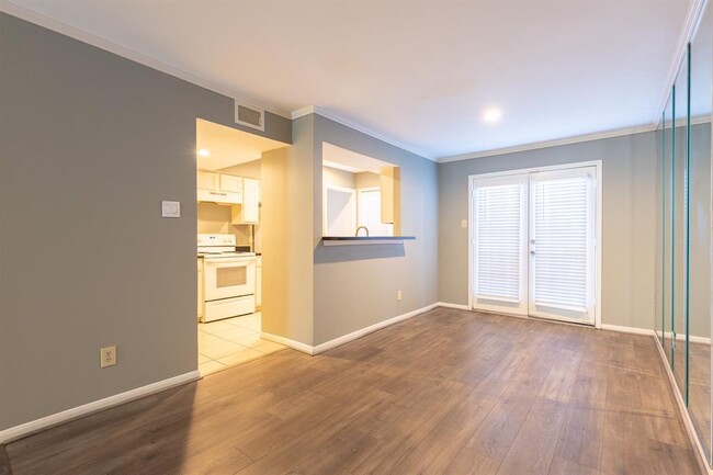 Foto del edificio - 14600 Fonmeadow Dr