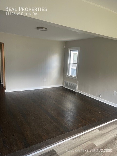 Building Photo - 11798 Outer Dr W