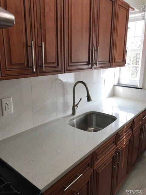 Foto del edificio - 138-34 60th Ave