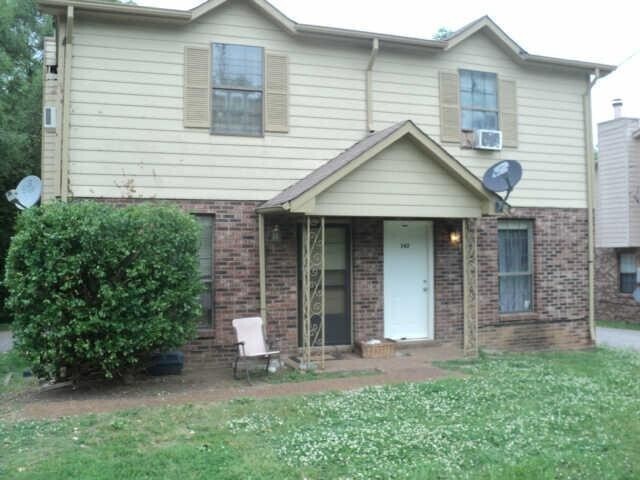 Foto principal - 346 E Webster St