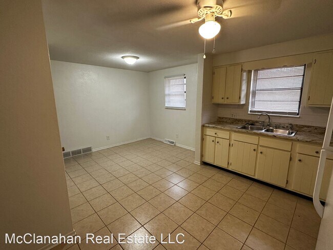 Foto del edificio - 3 br, 2 bath House - 2505 Melrose St.