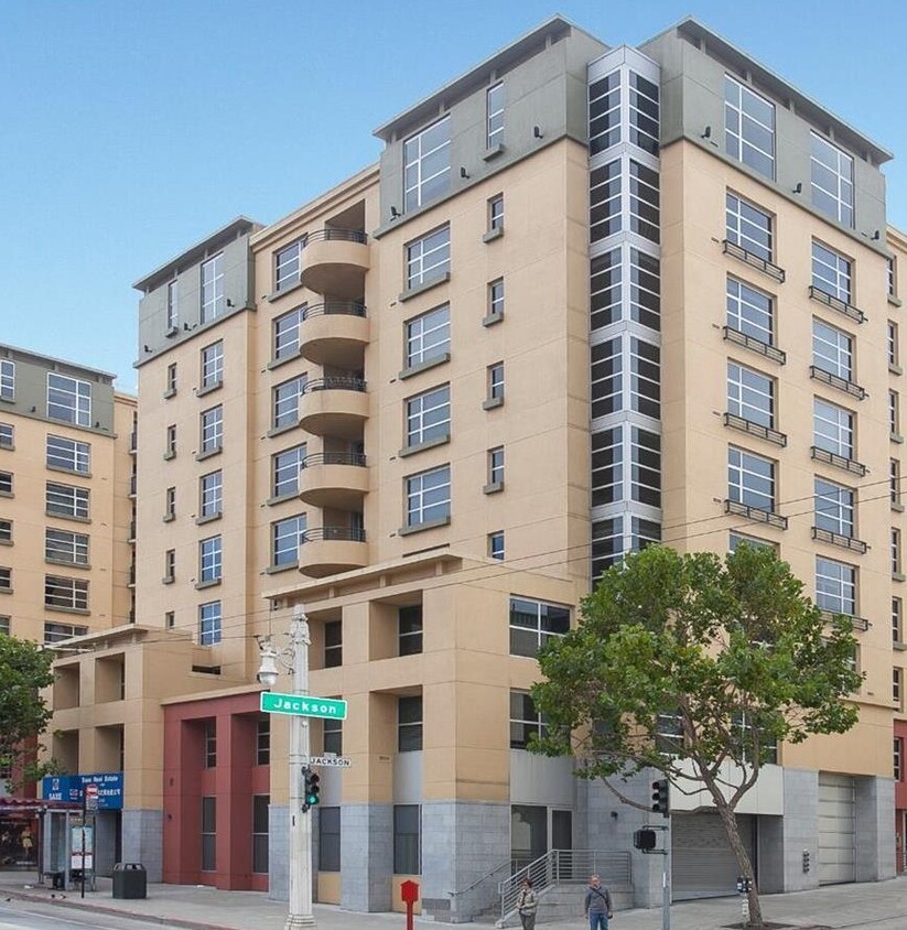Foto principal - 1800 Washington St