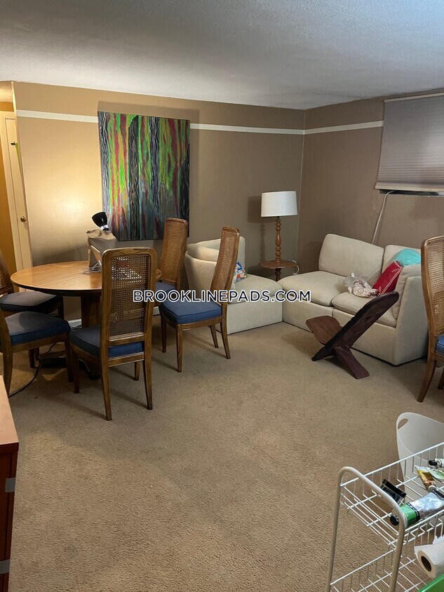 33 Westgate Rd Unit 1, Boston College, MA 02467 Apartments in Boston