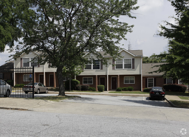 Foto del edificio - City Views At Rosa Burney Park