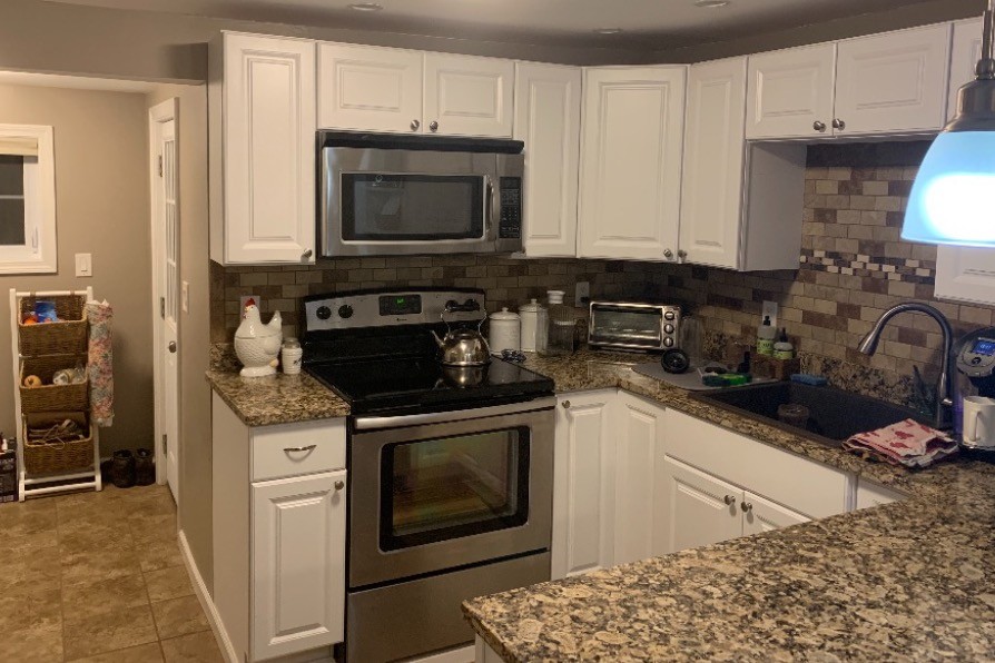 Kitchen - 102 W Main St