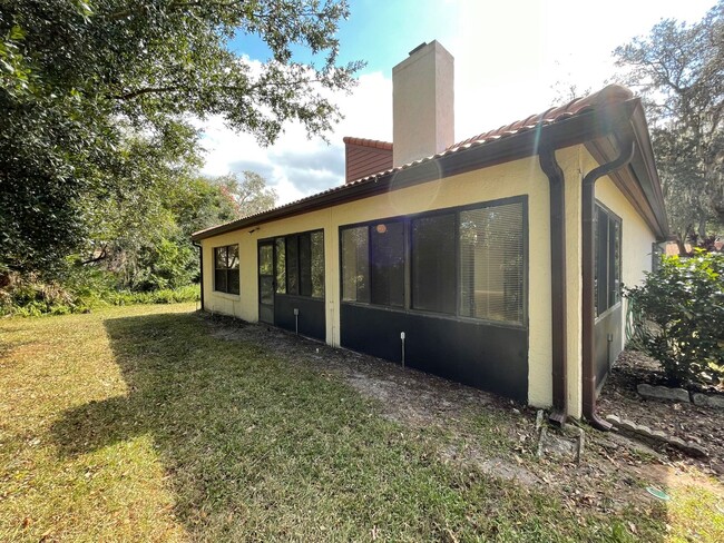 Building Photo - SPACIOUS 3 BD/2BA Home in Winter Springs!