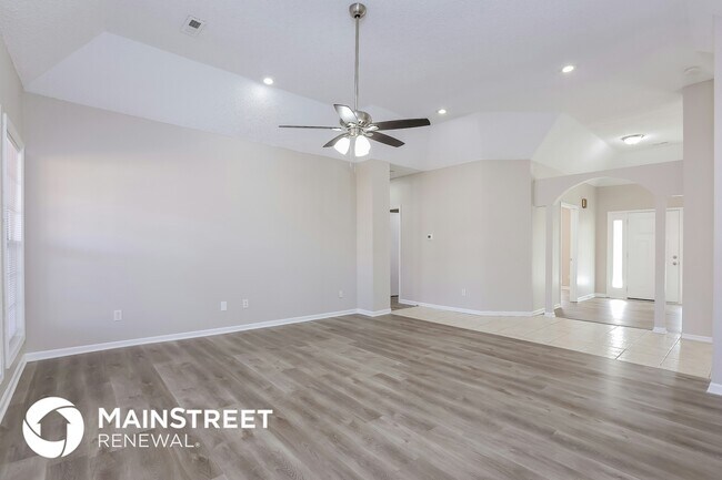 Foto del edificio - 204 W 24th St