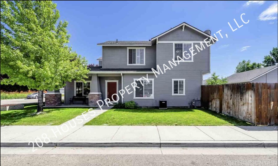 Charming SE Boise Home w/Detached Garage House for Rent in Boise, ID