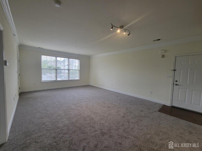 Building Photo - 367 Samuel Cir