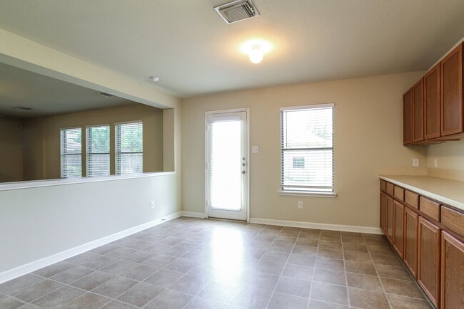 Building Photo - 15602 Clarks Fork Ct