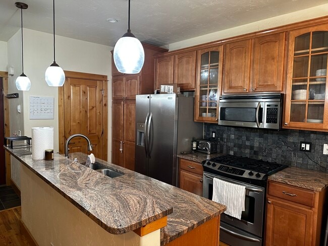 Building Photo - 3057 Aspen Leaf Way