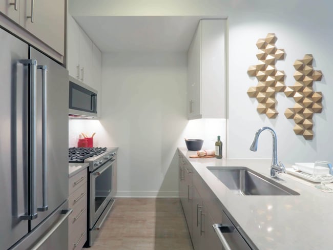 Photo - 393 E Ohio St Apartment