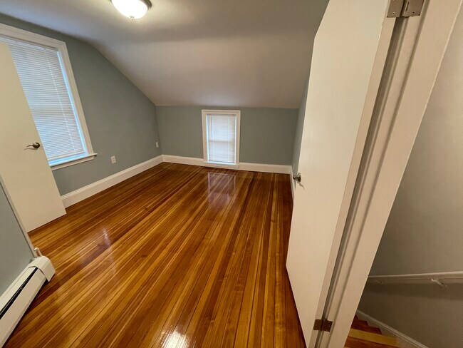 Foto del edificio - 309 Highland Ave