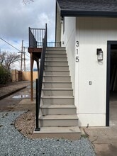 Building Photo - 315 N 1st St