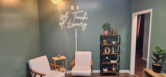 Foto del edificio - 4255 Cherry Center Dr