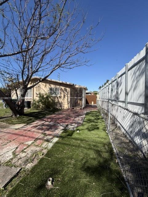 Building Photo - 2955 NW 31st Ave