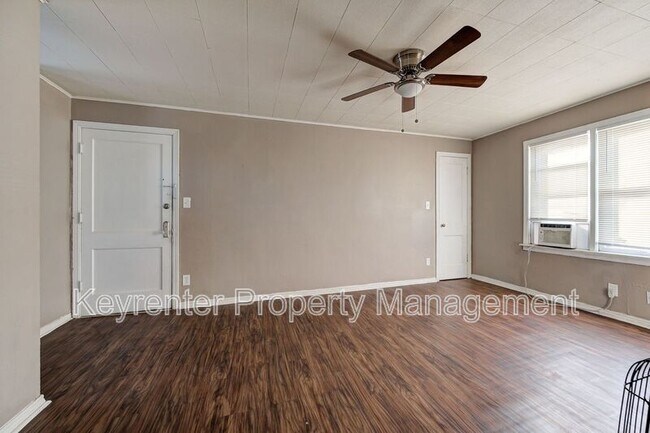 Foto del edificio - 316 SW 27th St