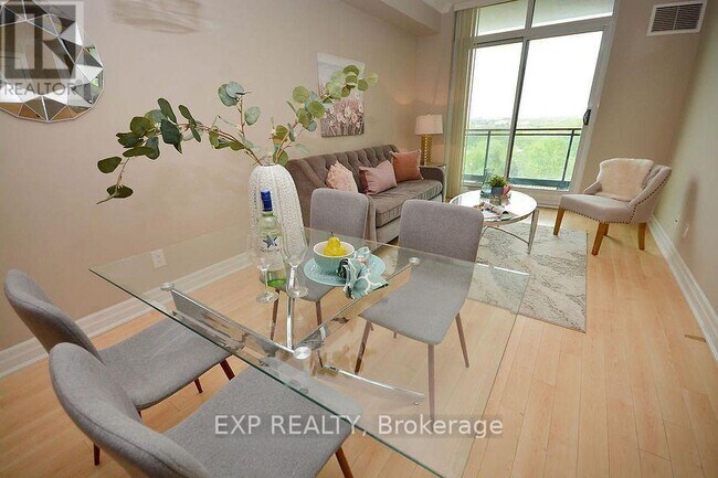 Photo du bâtiment - 100 John St