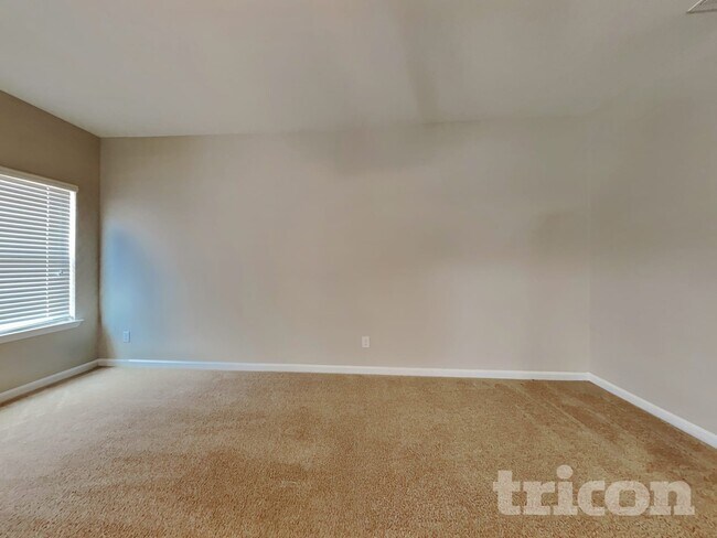 Foto del edificio - 4031 Haworth Pkwy