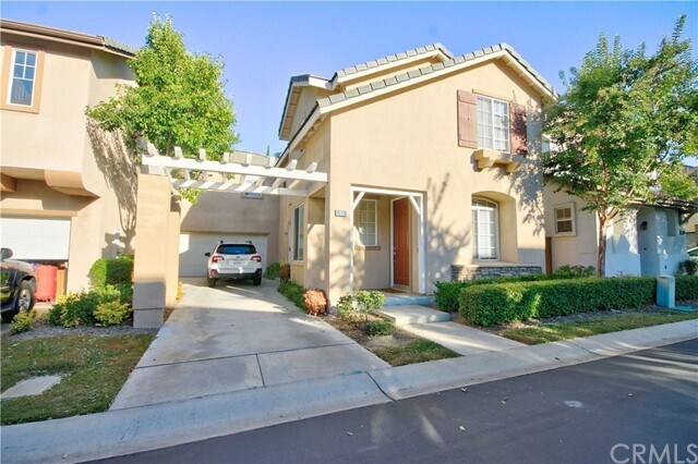 Primary Photo - 42110 Calabria Dr