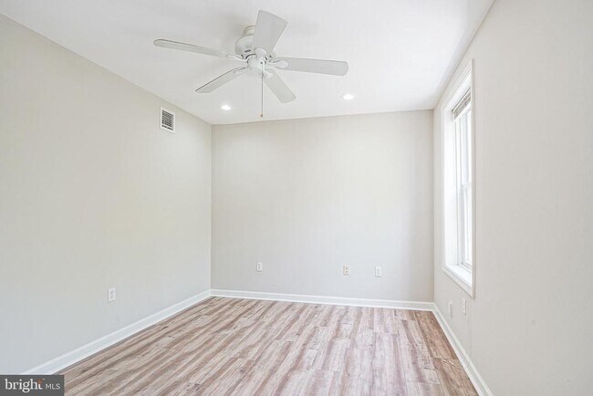 Foto del edificio - 758 S 15th St