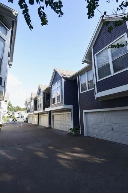 Foto del edificio - 735 Arlington St