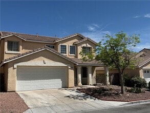 Building Photo - 10116 Desert Wind Dr