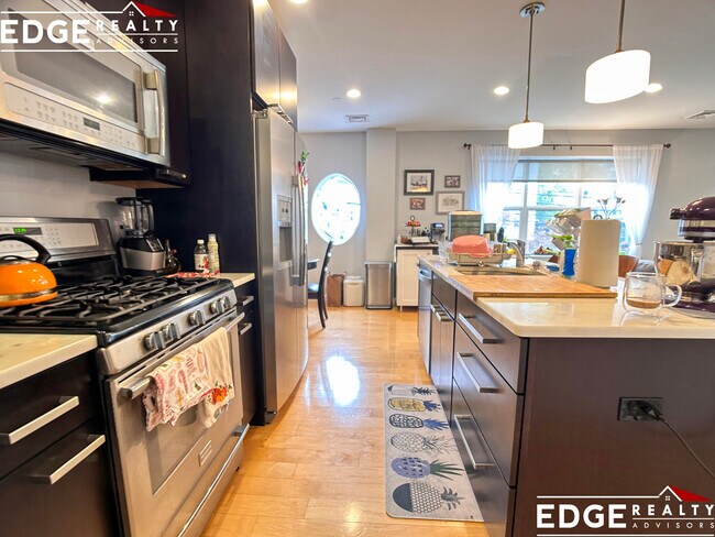 Foto del edificio - 65 Beacon St