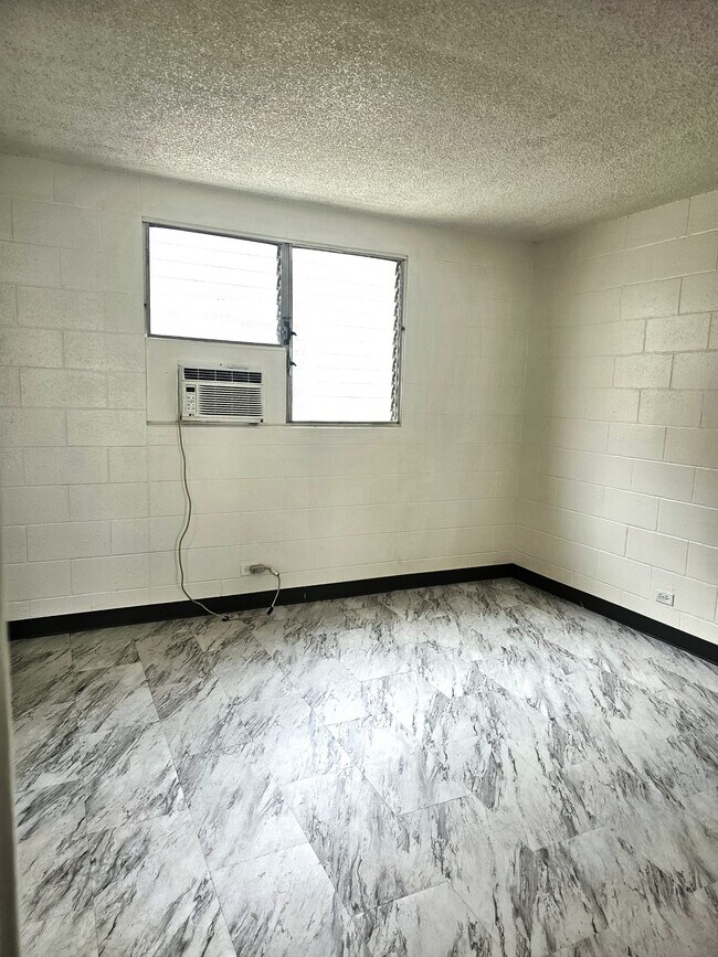 Foto del edificio - 94-961-961 Kahuamoku Pl