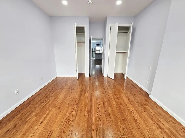 Foto del edificio - 413 Monroe St