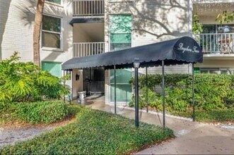 Building Photo - 3325 Bayshore Blvd