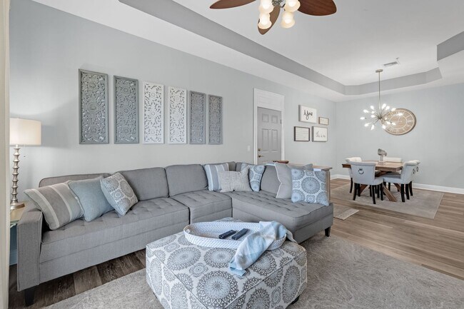 Building Photo - Vacation Rental - Welcome to Hondo Villa, ...
