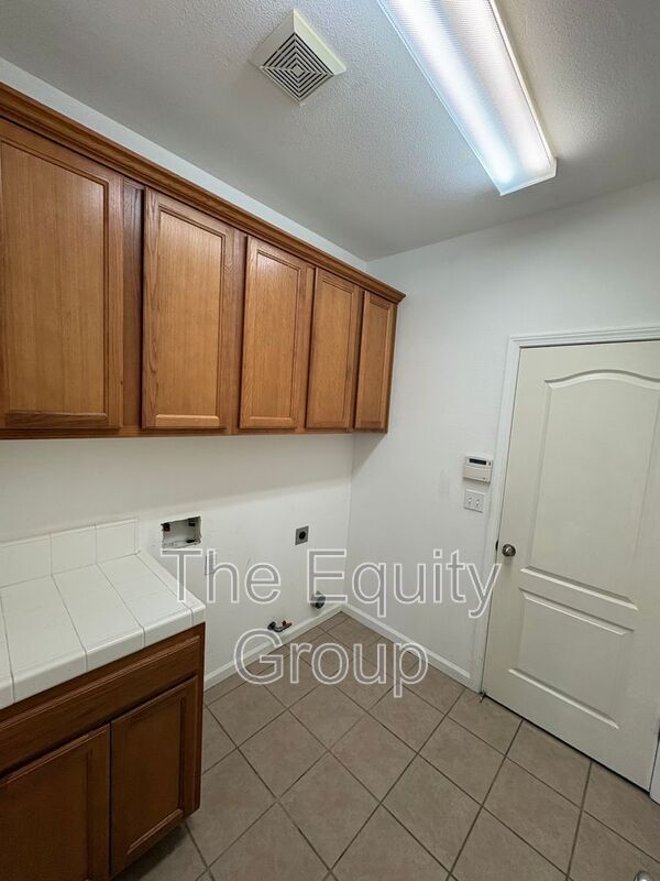 Building Photo - 1924 Weyrich St