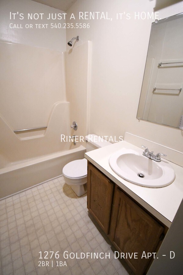 Building Photo - 1276 Goldfinch Dr