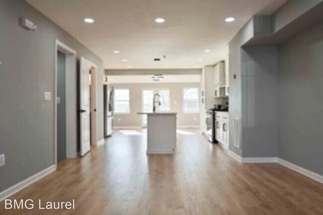 Building Photo - 3 br, 3.5 bath House - 1369 Adams St NE