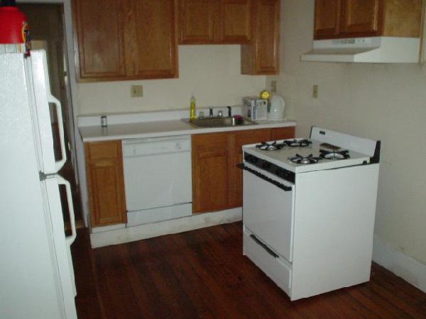 Primary Photo - 197 Winthrop Rd